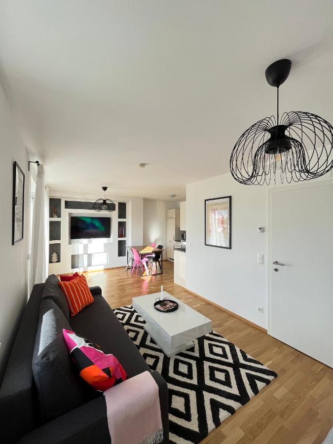 Penthouse Near Central Station With Free Parking Wien Eksteriør bilde