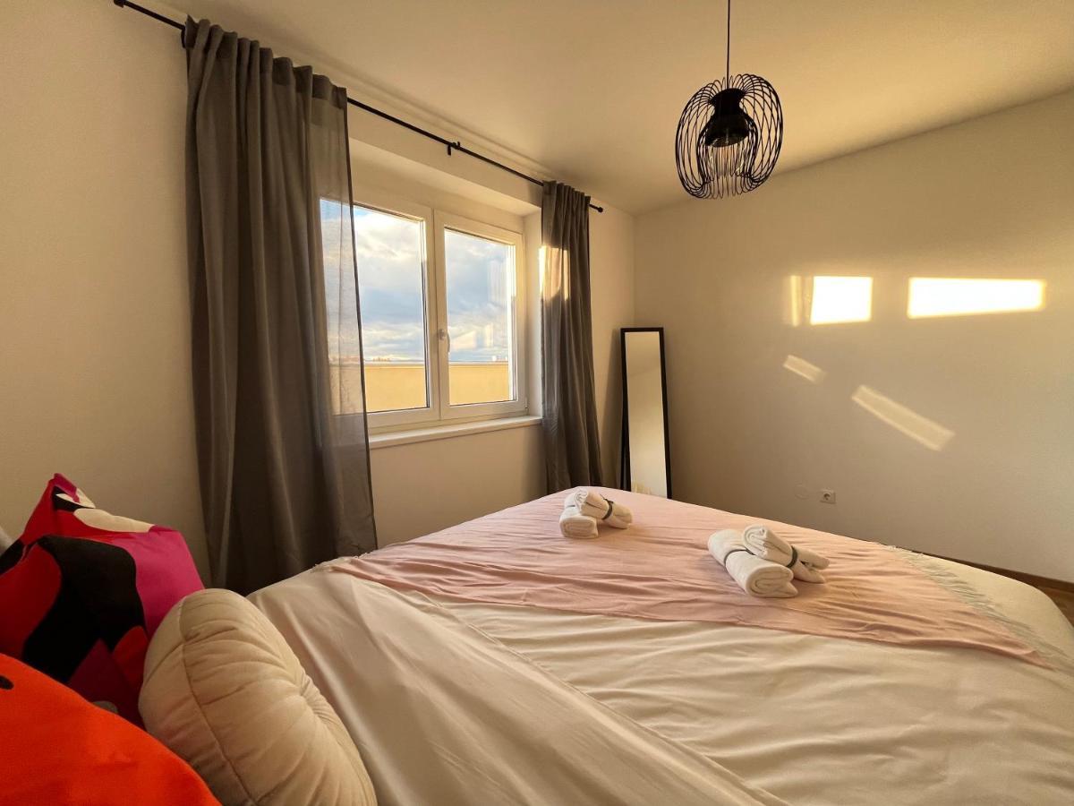 Penthouse Near Central Station With Free Parking Wien Eksteriør bilde