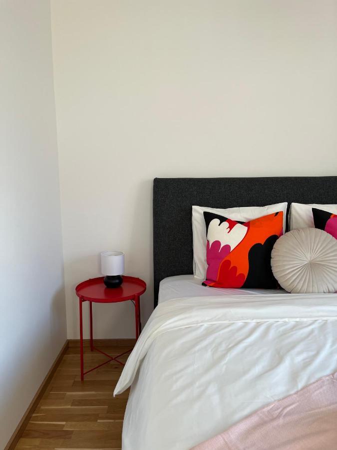Penthouse Near Central Station With Free Parking Wien Eksteriør bilde